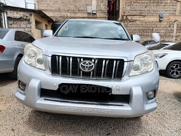 Toyota Land Cruiser Prado 2.7 i 2011 Silver