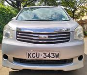 Toyota Noah 2.0 158hp FWD (8 Seater) 2012 Silver for sale