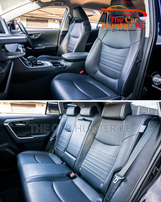 Toyota RAV4 LE AWD 2019