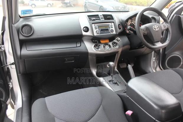 Toyota RAV4 2014 Silver