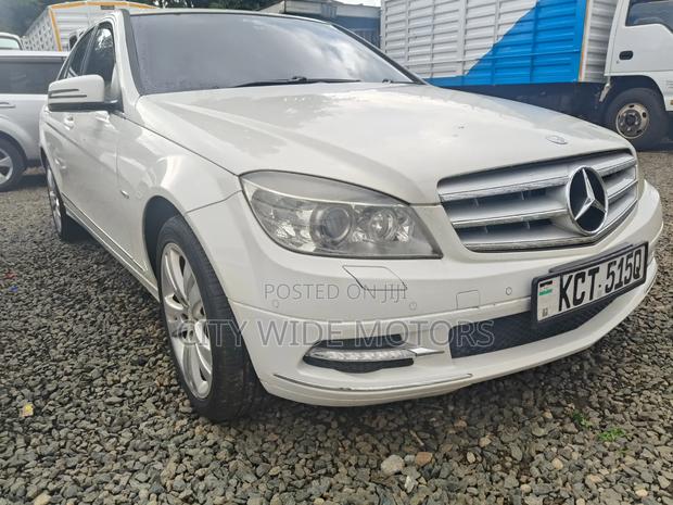 Mercedes-Benz C200 2011 White