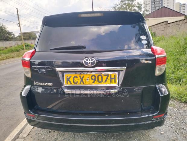 Toyota Vanguard 2012 Black