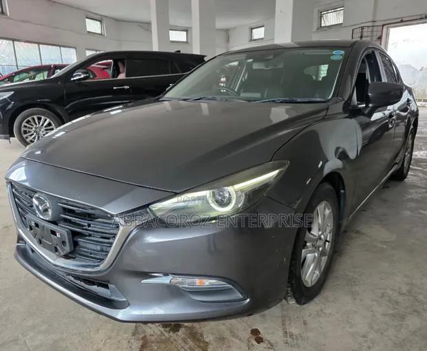 Mazda Axela 2018 Gray