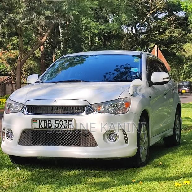 Mitsubishi RVR 2013 White