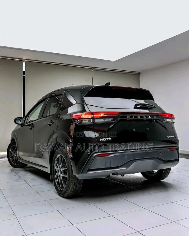 Nissan Note 1.2 Hybrid 2021 Black