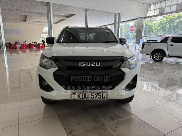 Isuzu D-MAX 2025 White
