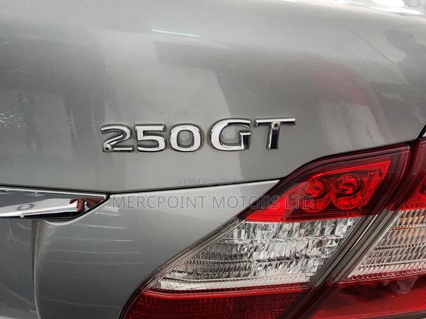 Nissan Fuga 2013 Silver