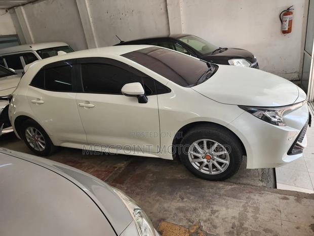 Toyota Corolla 2019 White
