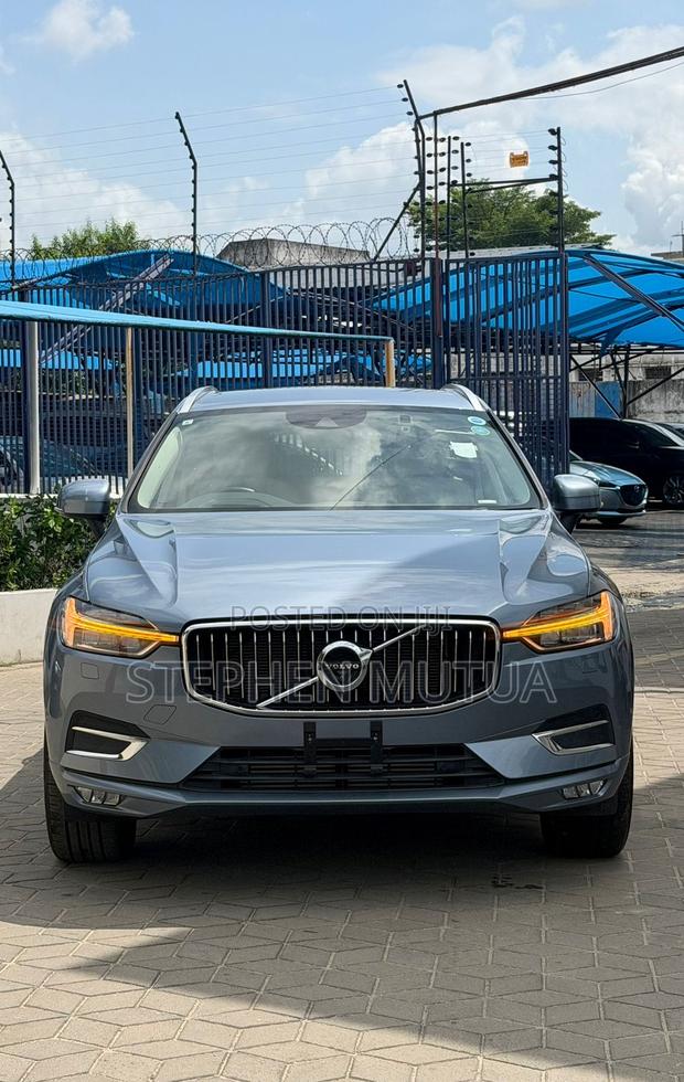 Volvo XC60 T5 Inscription FWD 2019 Blue