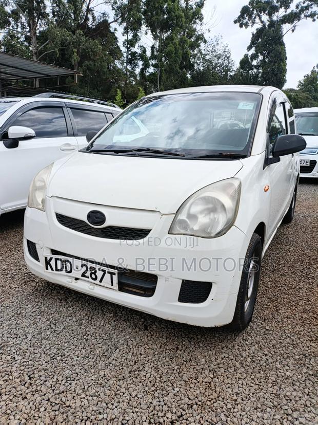 Daihatsu Mira 2014 White