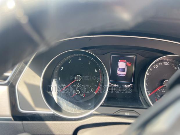 Volkswagen Passat 2018 Black