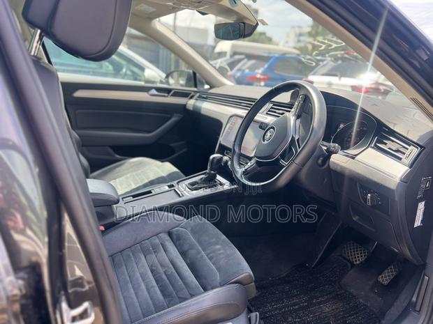 Volkswagen Passat 2018 Black