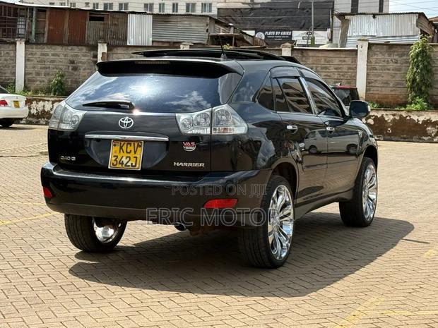 Toyota Harrier 2012 Matt Black