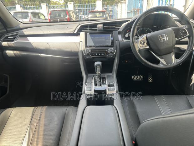Honda Civic Hybrid 2018 Pearl