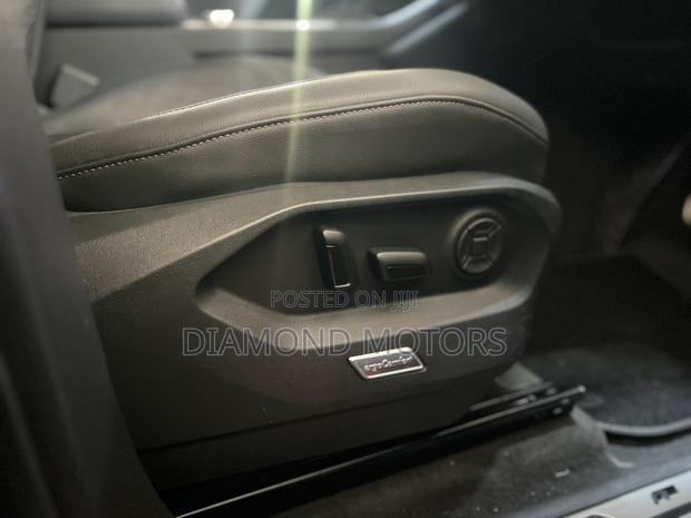 Volkswagen Touareg 2019 Black