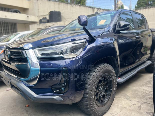 Toyota Hilux Revo Double Cab Deisel 2.8 AWD 2019 Black