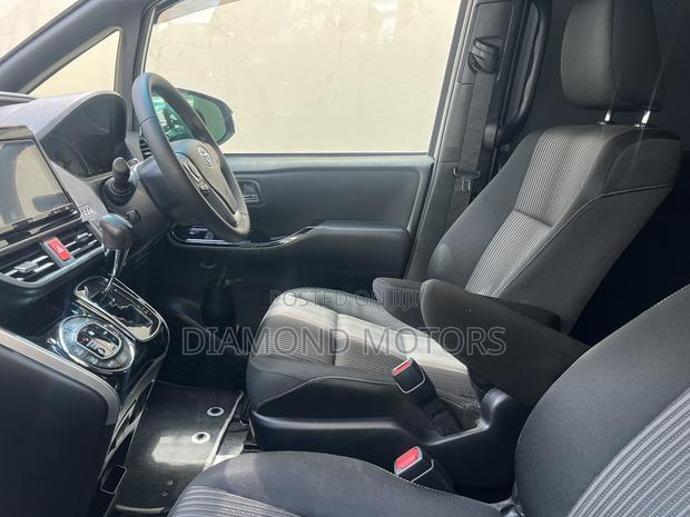 Toyota Voxy 2019 White