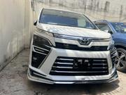 Toyota Voxy 2019 White for sale