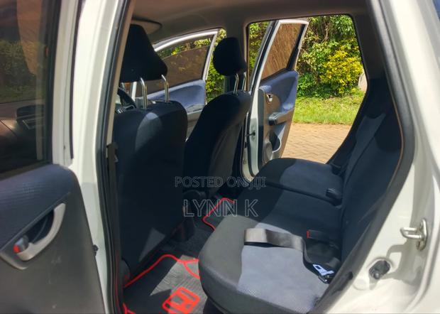 Honda Fit 2011 White