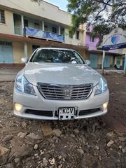 Toyota Crown 2012 Silver for sale