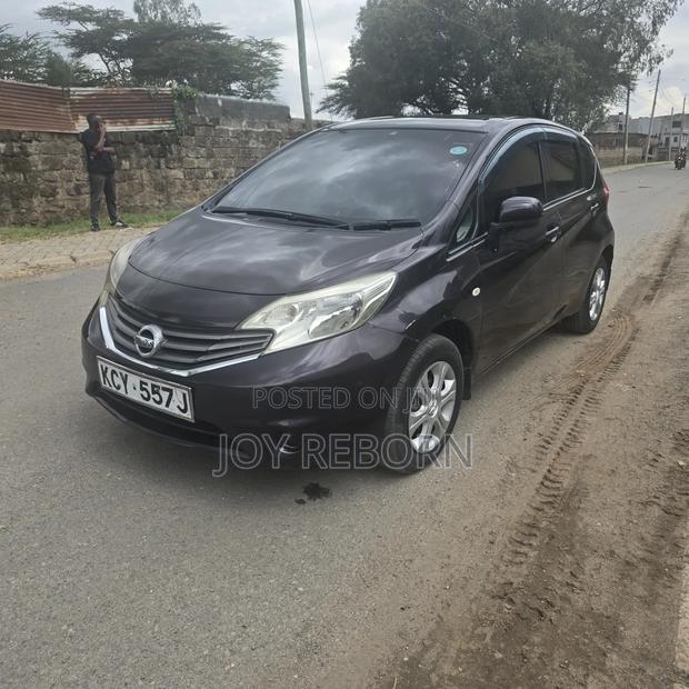 Nissan Note 2009 Purple