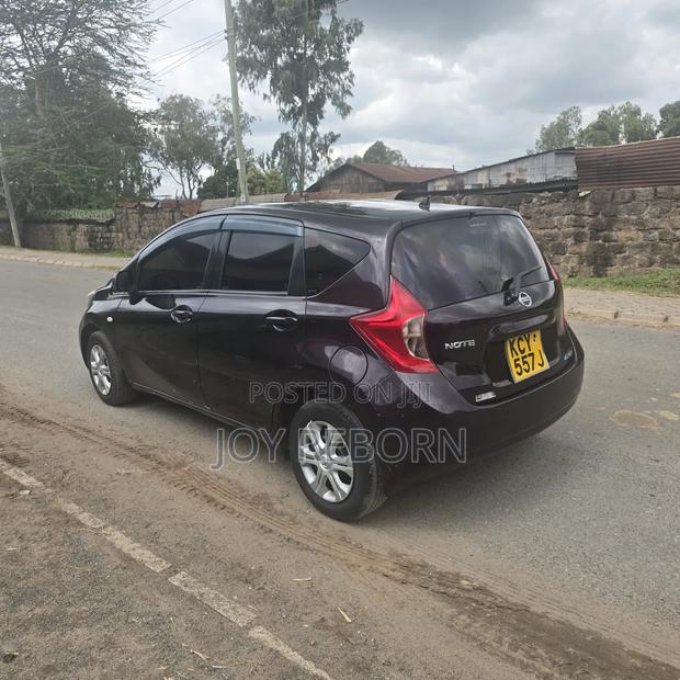 Nissan Note 2009 Purple