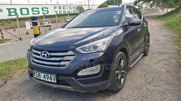 Hyundai Santa Fe 2014 Blue