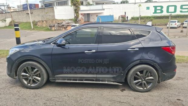 Hyundai Santa Fe 2014 Blue