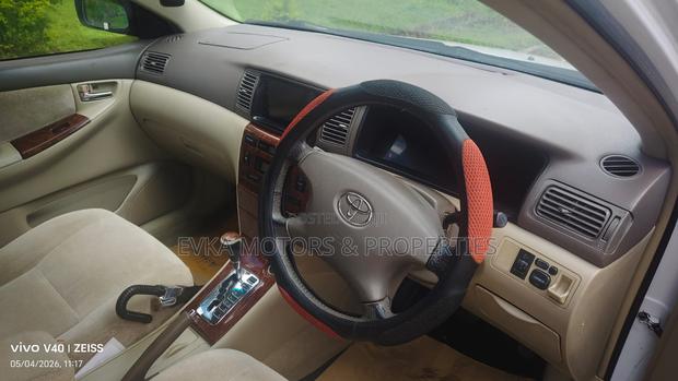 Toyota Corolla 2003 White