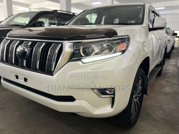Toyota Land Cruiser Prado 2.8 2020 Pearl