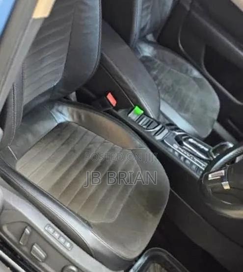 Volkswagen Passat 2013 Blue