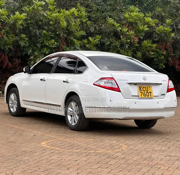 Nissan Teana 2012 White