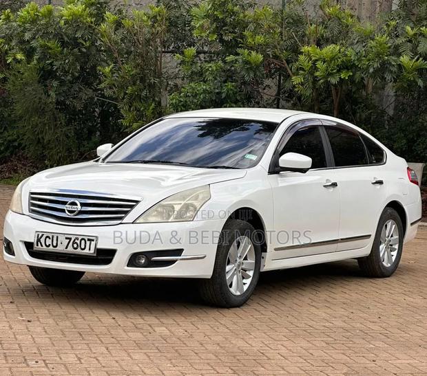 Nissan Teana 2012 White