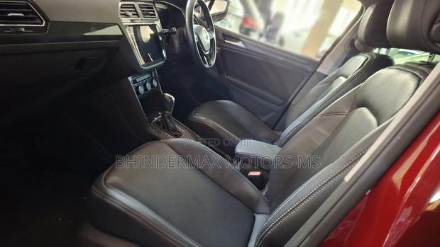 Volkswagen Tiguan 2018 Maroon