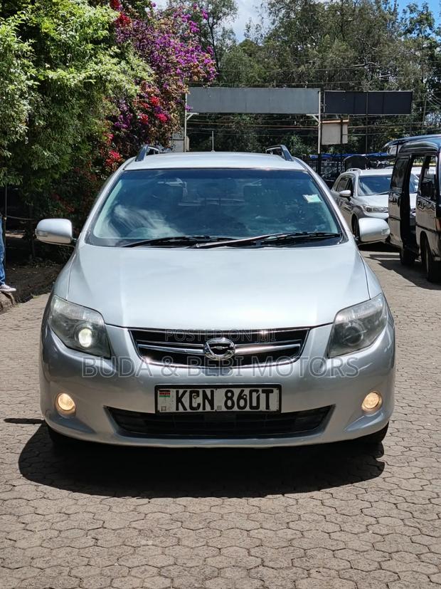 Toyota Corolla Fielder 2010 Silver