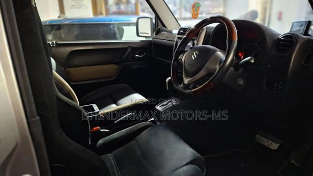 Suzuki Sierra 2018 Silver