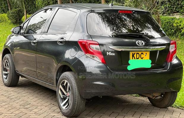 Toyota Vitz 2014 Brown