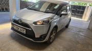Toyota Sienta 2016 Silver for sale