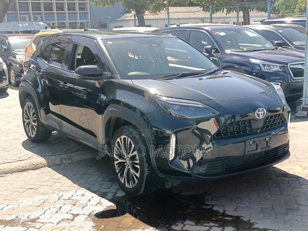 Toyota Yaris Cross 1.5 Hybrid FWD 2020 Black