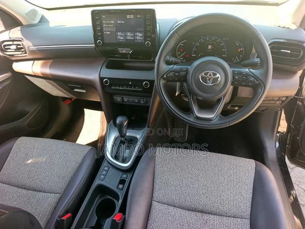 Toyota Yaris Cross 1.5 Hybrid FWD 2020 Black