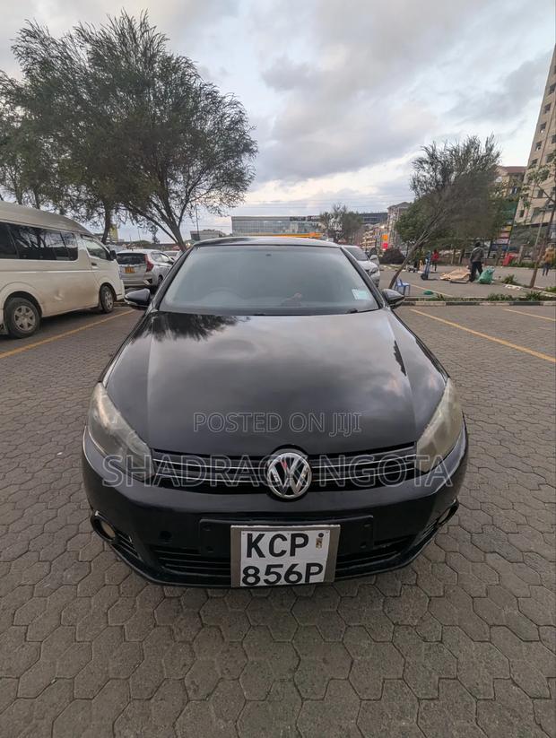 Volkswagen Golf 2011 Black