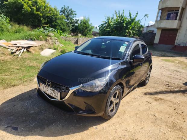 Mazda Demio 2017 Black
