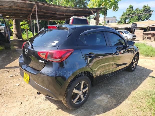 Mazda Demio 2017 Black