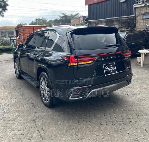 Lexus LX 600 2023 Black