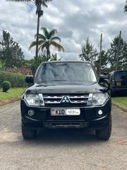 Mitsubishi Pajero 2014 Black for sale