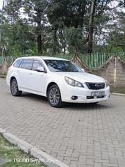 Subaru Outback 2011 White for sale