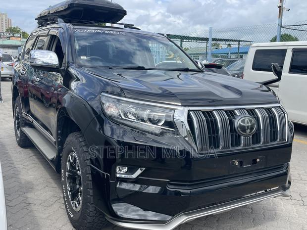 Toyota Land Cruiser Prado 2.7 2021 Black
