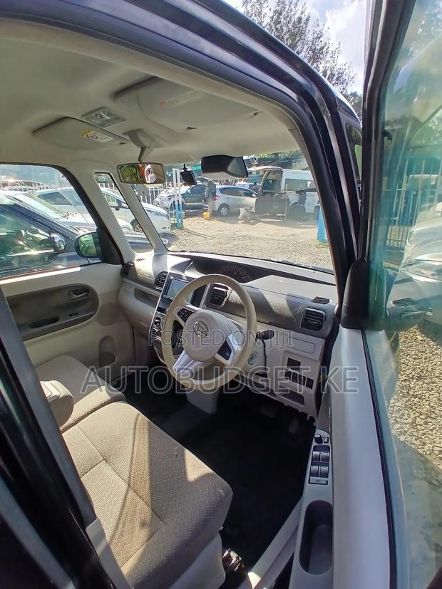Daihatsu Tanto 660 FWD 2019 Black