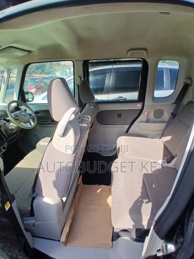 Daihatsu Tanto 660 FWD 2019 Black
