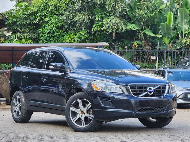 Volvo XC60 T6 AWD 2010 Black